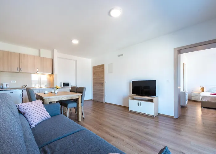 Apartments Rilovic